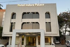 Hotel Indore Palace, Feel At Home (Newly Renovated Hotel)