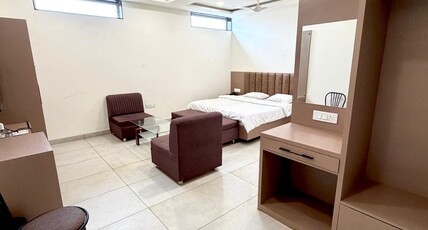 City Palace Sagar Room Type - City Suite