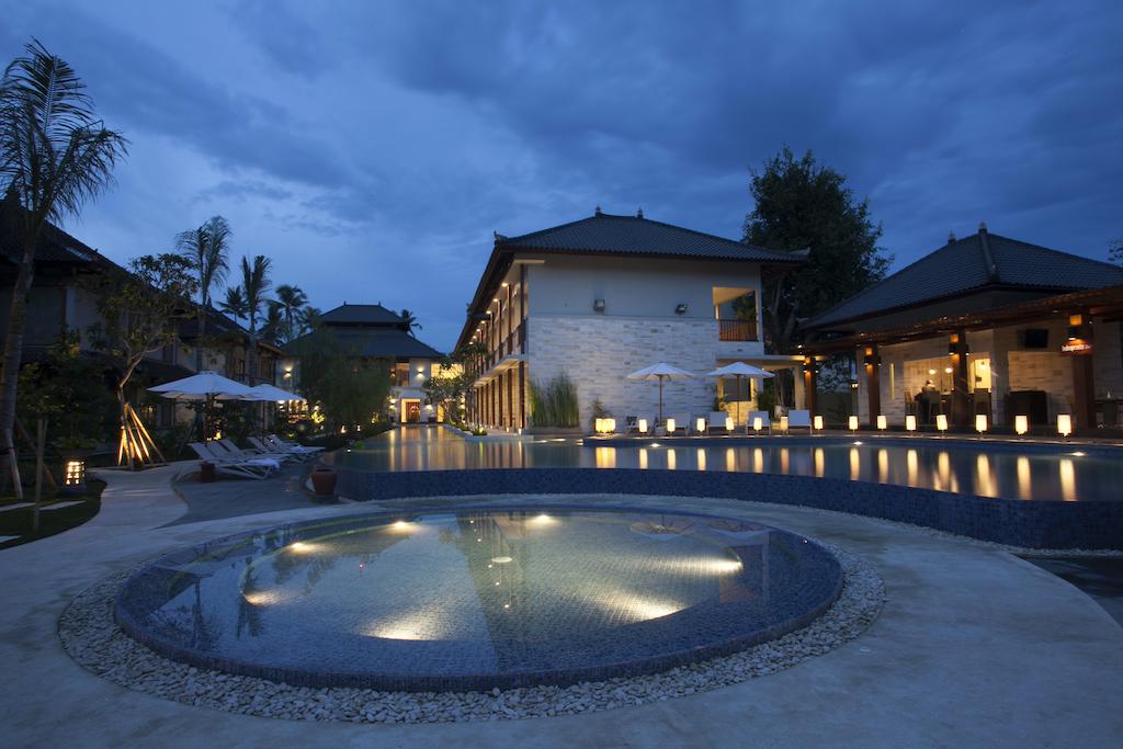 Grand Whiz Hotel Nusa Dua - Tap to explore photos