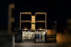 Hotel Pilgrims Inn