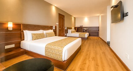 SUMITEL VISTA 800 METER FROM MALL ROAD Room Type - Premium Family Room with Kanchenjunga View