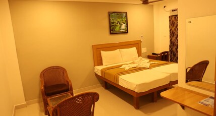 HOTEL SR ( KATTUMANNARKOIL) Room Type - Deluxe AC