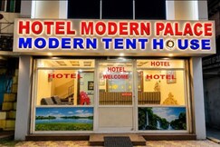 Hotel Modern Palace