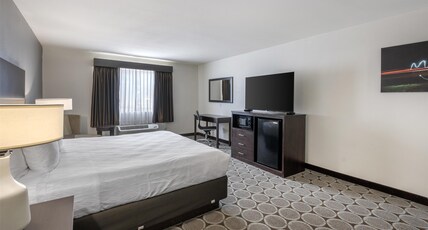 Best Western Pahrump Oasis Room Type - Suite-1 King Bed, Non-Smoking, Microwave And Refrigerator, Full Breakfast Best Western Pahrump Oasis Room Type - Suite-1 King Bed, Non-Smoking, Microwave And Refrigerator, Full Breakfast