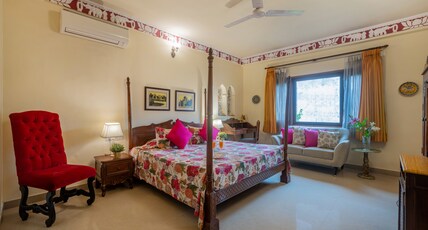 Dera Rawatsar Heritage Hotel Room Type - Deluxe Room with Breakfast and Complimentary Airport pick-up