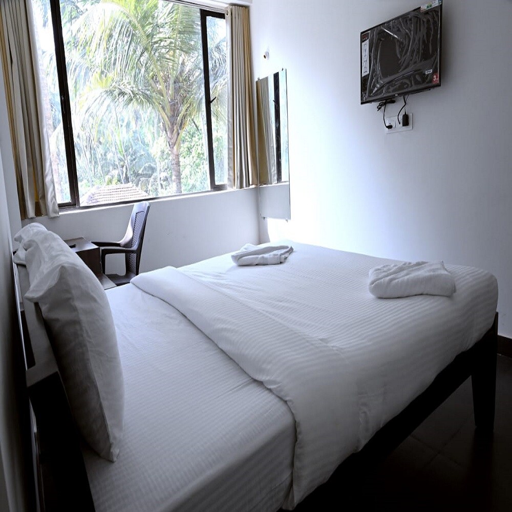 Resort De Goa - Tap to explore photos