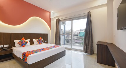 FabHotel Black Pepper- Nr. Batra Heart & Multispecialty Hospital Room Type - Premium Room