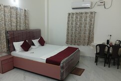 SERENITY INN MEENA VILLA