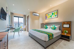 Treebo Raahgir Suites