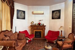 Rosewood - 1BR GF2 in Jaipur by Homeyhuts