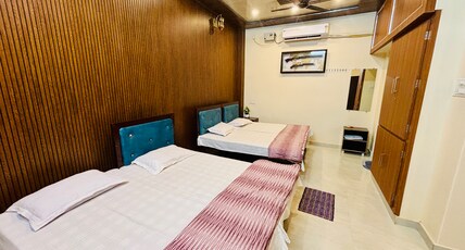 Chaurasia Homestay Room Type - Family AC Room