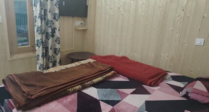 Adarsh Home Stay Room Type - 202