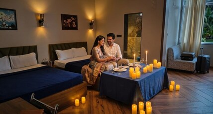 CM PARK Dharmjaygarh Room Type - Luxury King Bed with Garden View