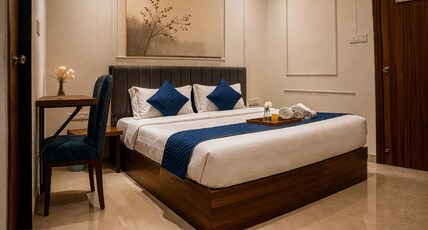 Accuotel Inn R G Grand Room Type - Deluxe Room