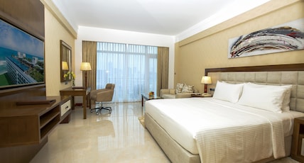 Marino Beach Colombo Room Type - Premier King Room with Complimentary City Tour & Access to Beach Lounge Marino Beach Colombo Room Type - Premier King Room with Complimentary City Tour & Access to Beach Lounge