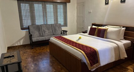 Brookevalley Palace Homestay Room Type - Deluxe Rooms
