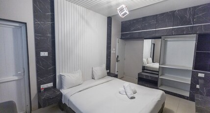 The Kingston  A Unit of MM Abode Room Type - honeymoon jacuzzi suite