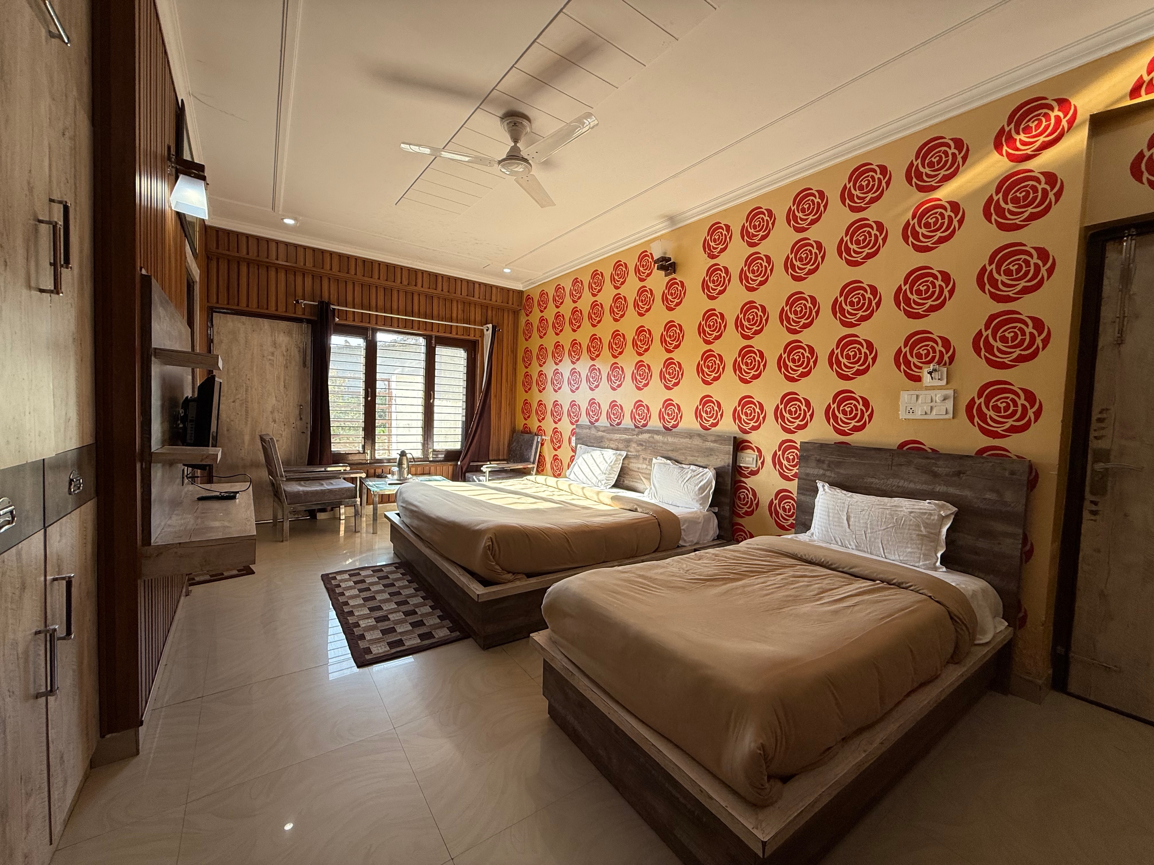 Hotel Royal Residency - Tap to explore photos