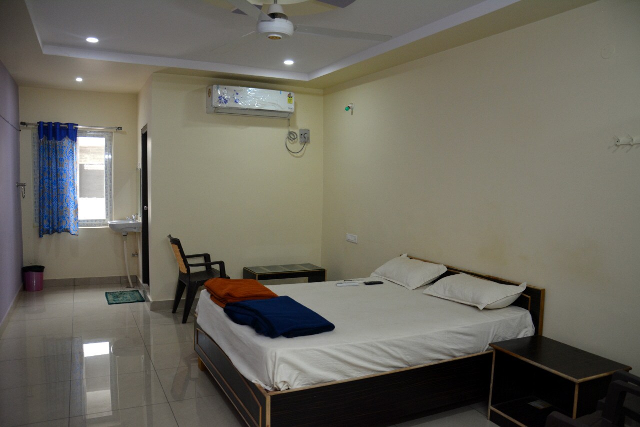 HOTEL SANTOSH GRAND - Tap to explore photos