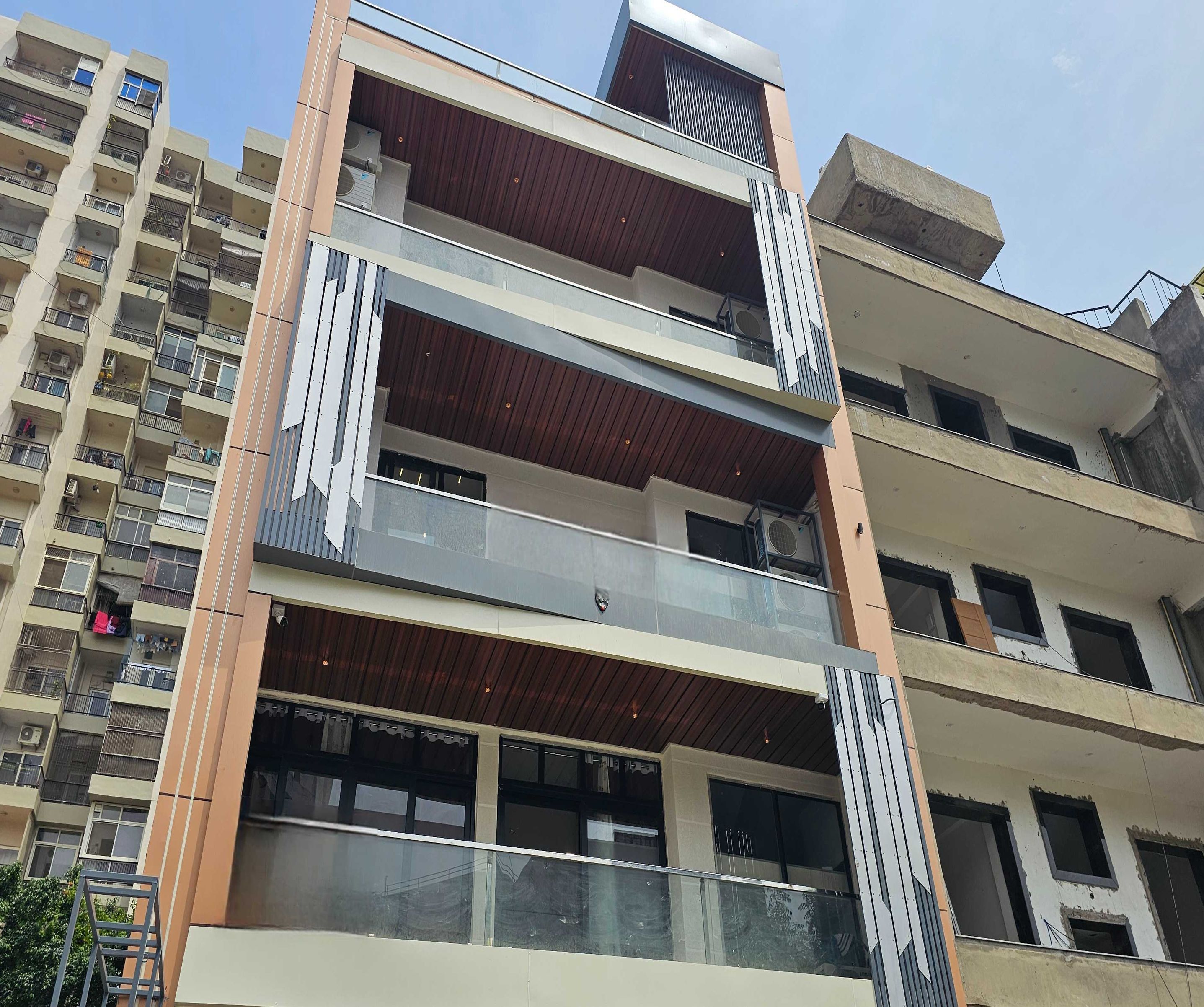 Hotel O Maruti Hotel - Tap to explore photos