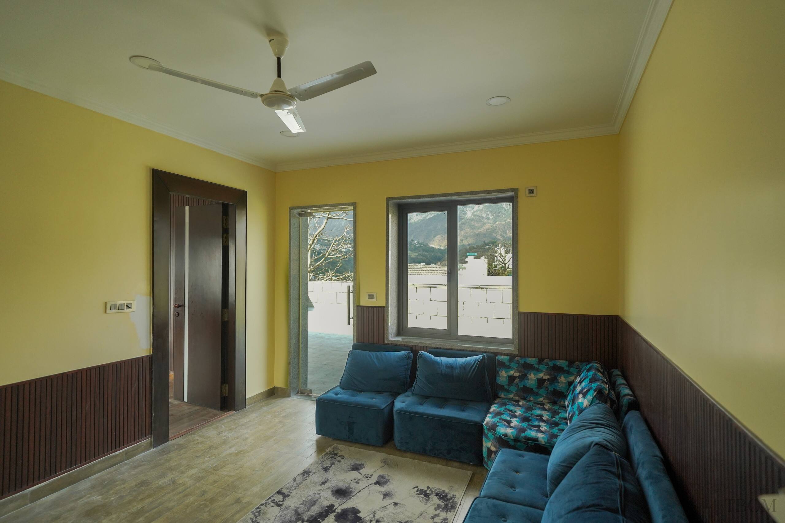 Akash Room 1 BR SF Terrace Stay By Sundowner - Tap to explore photos