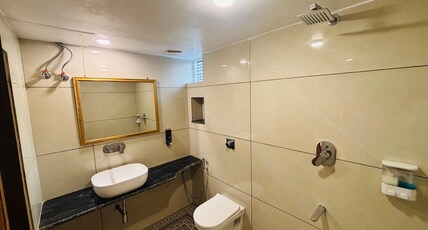 Hotel Sarin Inn Heritage Room Type - Premium Room Hotel Sarin Inn Heritage Room Type - Premium Room