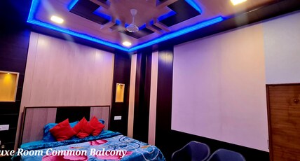Rashal Homes | Terrace Cafe, Wifi and Parking Room Type - Deluxe Room Forest Facing Common Balcony