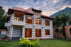 Mountain and peace homestay