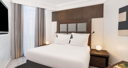 Hotel Pullman ZamZam Makkah Room Type - CLASSIC EXECUTIVE SUITE, 1 King Size Bed, 2 Single Size Beds, City View Hotel Pullman ZamZam Makkah Room Type - CLASSIC EXECUTIVE SUITE, 1 King Size Bed, 2 Single Size Beds, City View