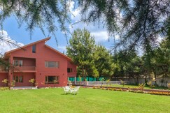 StayVista at Balsa @ Pinewood Villa