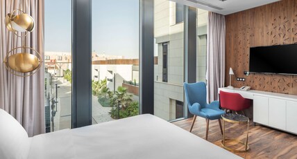 Radisson Blu Hotel, Riyadh Qurtuba Room Type - Bridge Suite - One Bedroom Radisson Blu Hotel, Riyadh Qurtuba Room Type - Bridge Suite - One Bedroom