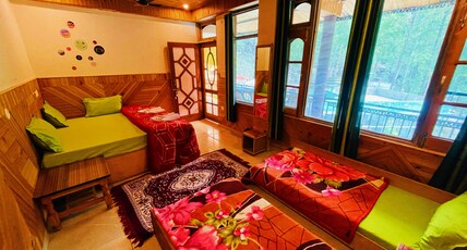 Chalo Chhalal hotel cafe Room Type - Family Room