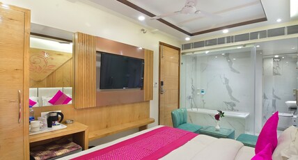 Aman International-A New Unit of Aman Continental Room Type - Luxury Suite With Bathtub Free Wi-Fi and 1 Complimentary Snack Basket