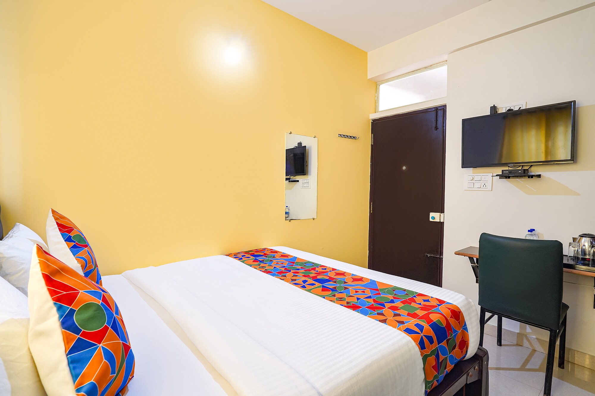 Fabhotel Wagtail - Opp. Wipro Corporate Office, Sarjapur - Tap to explore photos