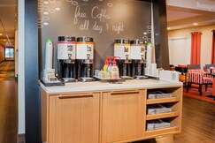 Hampton Inn by Hilton Madison East Towne Mall Area