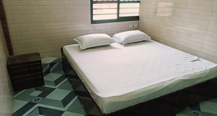 PM PALACE Room Type - Standard Room