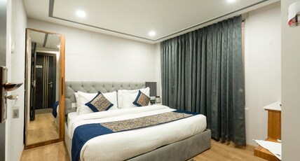 Excel Hotels & Resorts Mall Road Nainital Room Type - Deluxe Room Excel Hotels & Resorts Mall Road Nainital Room Type - Deluxe Room