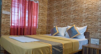 Thunga Residency Room Type - Deluxe Rooms