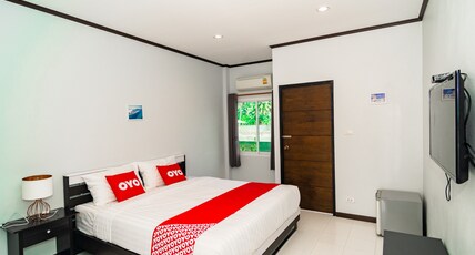 OYO 533 Runya Poolvilla Room Type - Superior Double