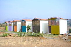 Plumeria Retreat Lakeside Cottages