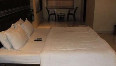 Hotel Grand Bee Room Type - Executive Deluxe