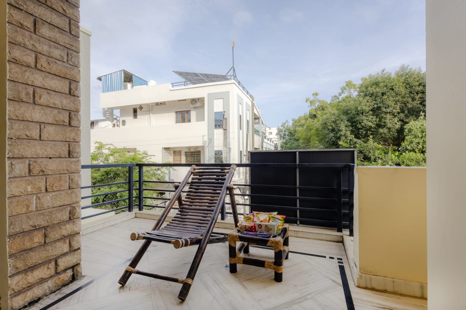 Hotel Vintage Villa - Beside JNTU Kakinada - Tap to explore photos