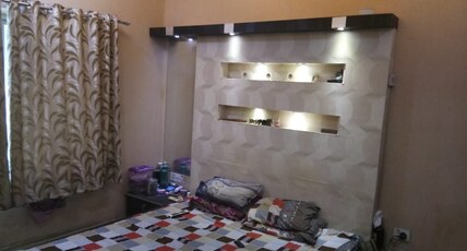 Avi House Room Type - Deluxe Room (Only for Female) (Non attached washroom)
