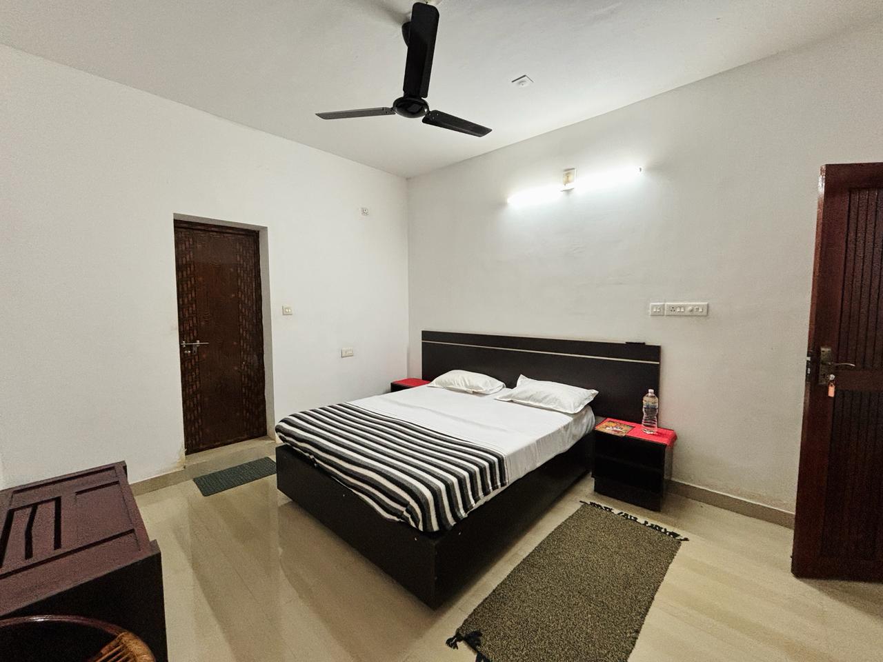 Bablina Homestay | 1km from Guruvayur Temple - Tap to explore photos