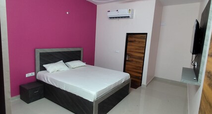 Hotel Naman Residency Room Type - Super Deluxe Room