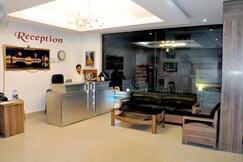 Hotel Sukhman International