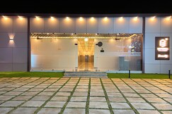 Address of ESTORIA HOTEL AND RESORT