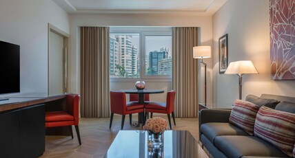 Movenpick Hotel Beirut Room Type - DELUXE SUITE