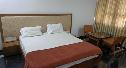 Hotel Amarawathi Room Type - Deluxe Room AC