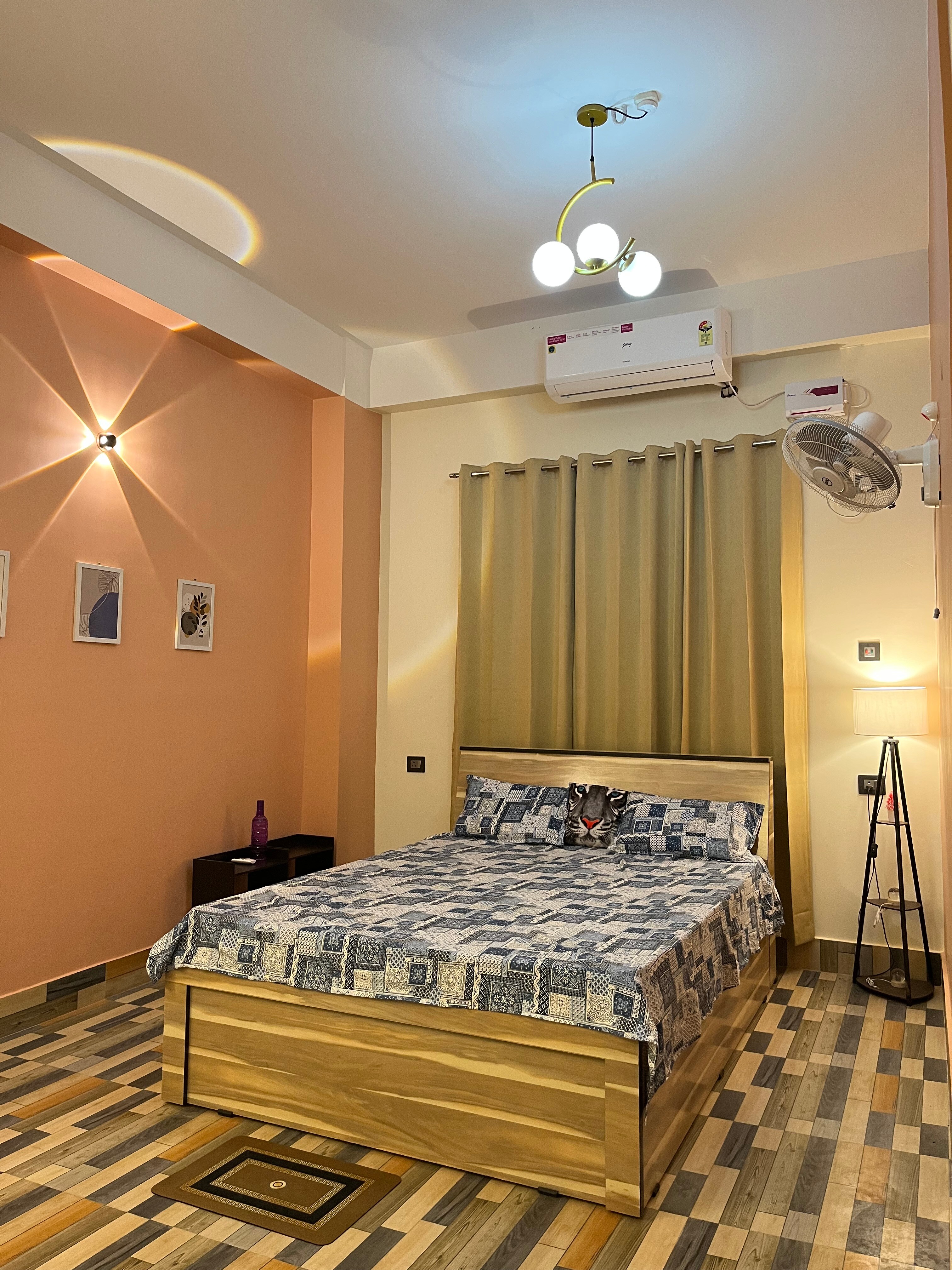 CityComfort Homestay - Tap to explore photos